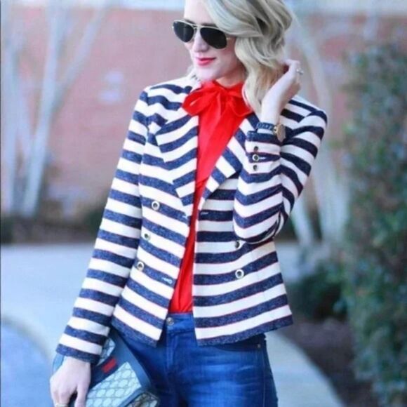 CAbi #5094 Cruise Nautical Striped Double-Breasted Jacket Cream/Navy/Red Size 6 - Picture 9 of 9